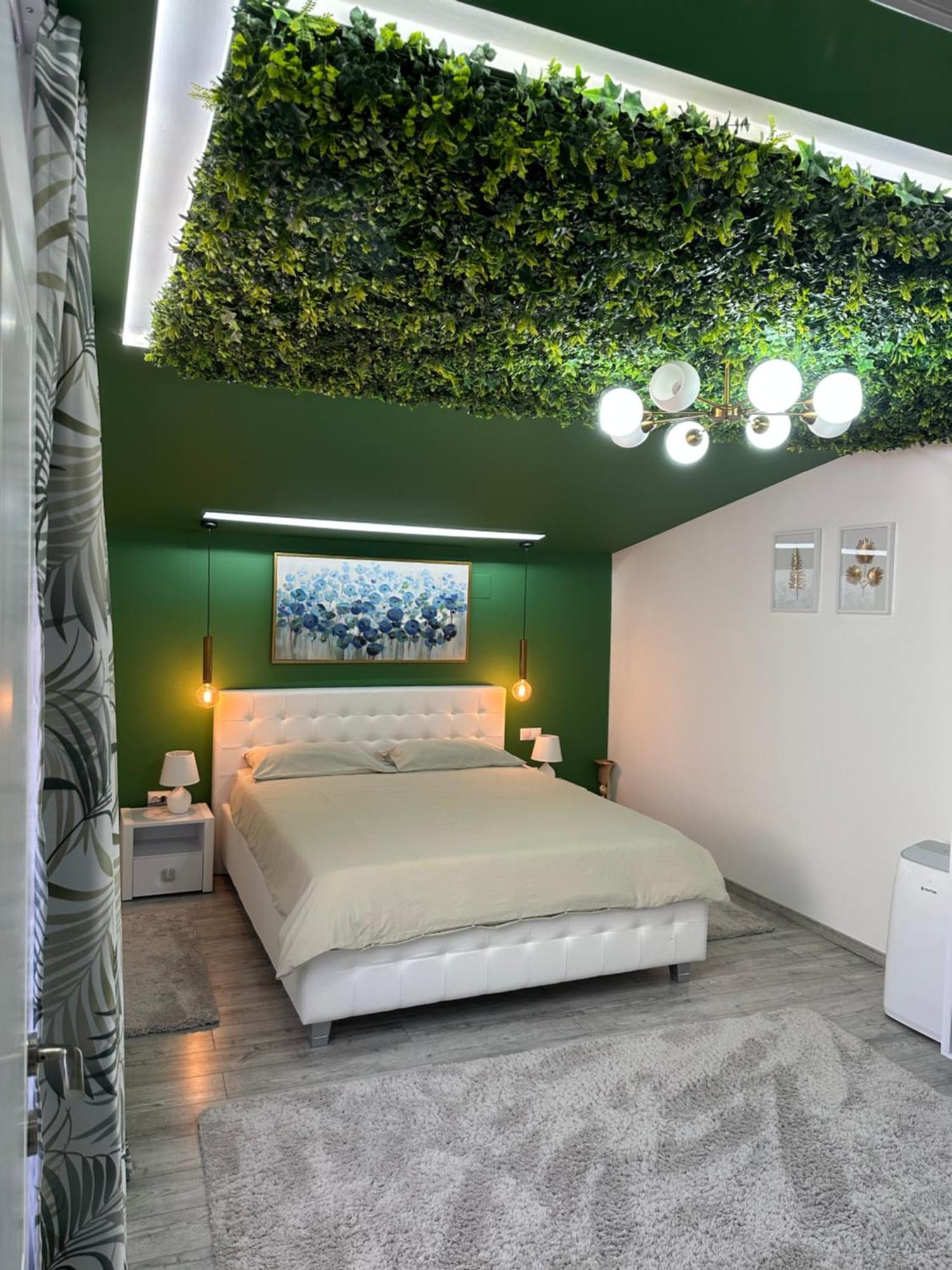 Deyinn Guest House Centrum Турда Екстер'єр фото