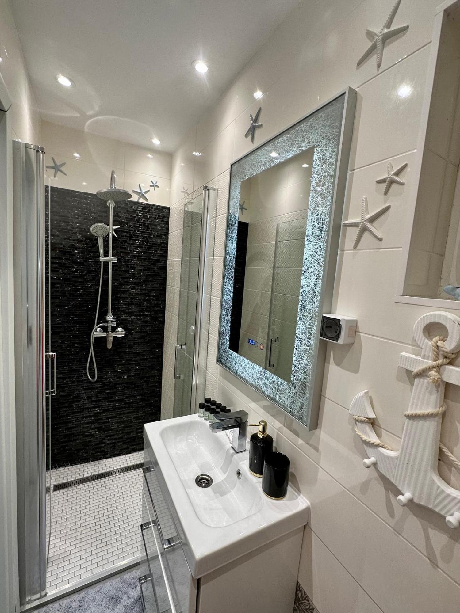 Deyinn Guest House Centrum Турда Екстер'єр фото